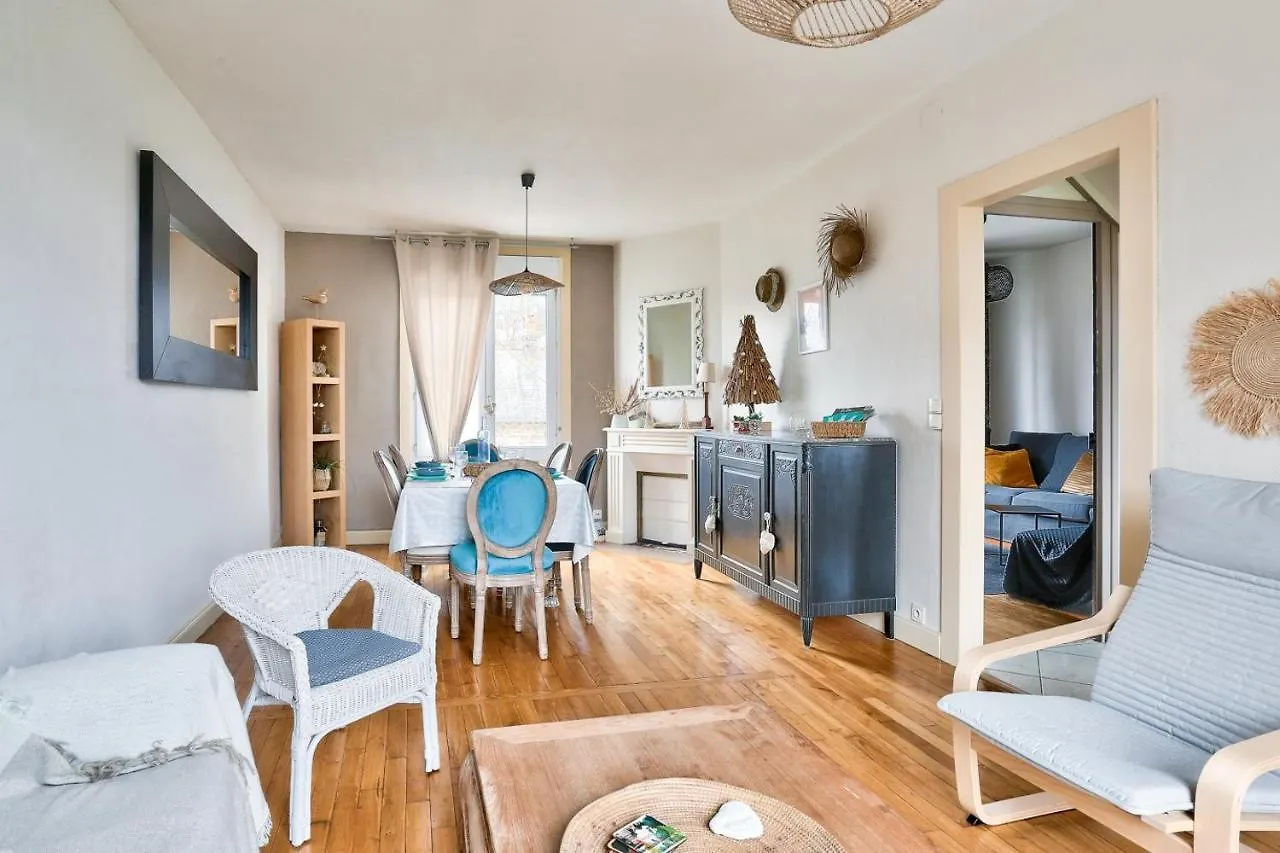 Holiday home Superbe Maison Pour 6 Pers - 850M De La Plage Dinard